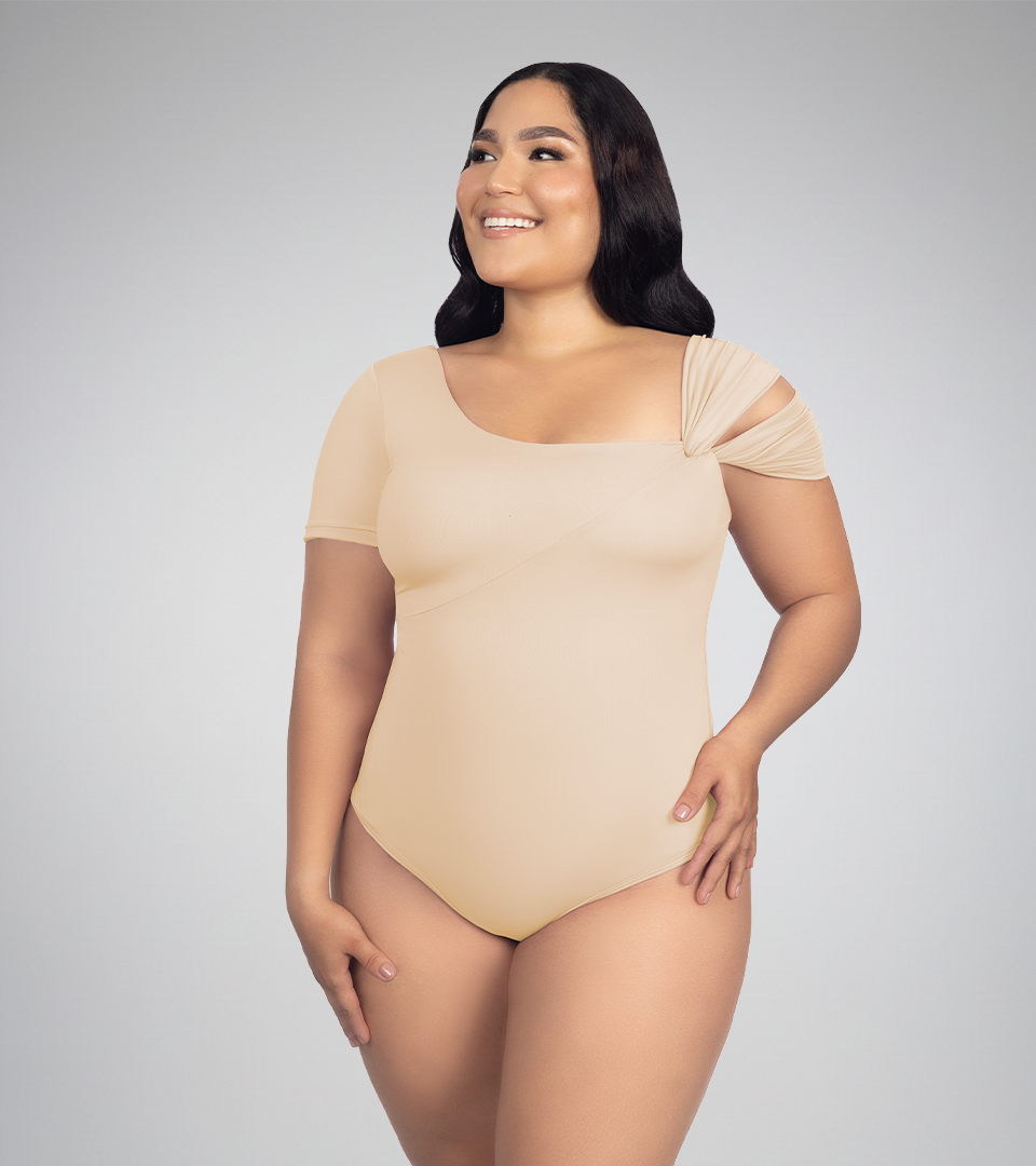 Body Control Manga Corta con Diseño Cruzado Beige ⭐ Pluss