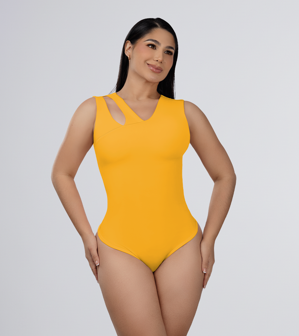 Body Control Basico Asimetrico Con Tiras Anchas En Hombro Mostaza