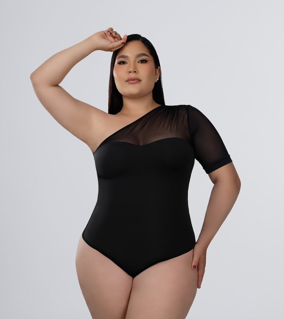 Body Control Superior En Maya Asimetrica Con Surcido En Hombro Negro ⭐ Pluss