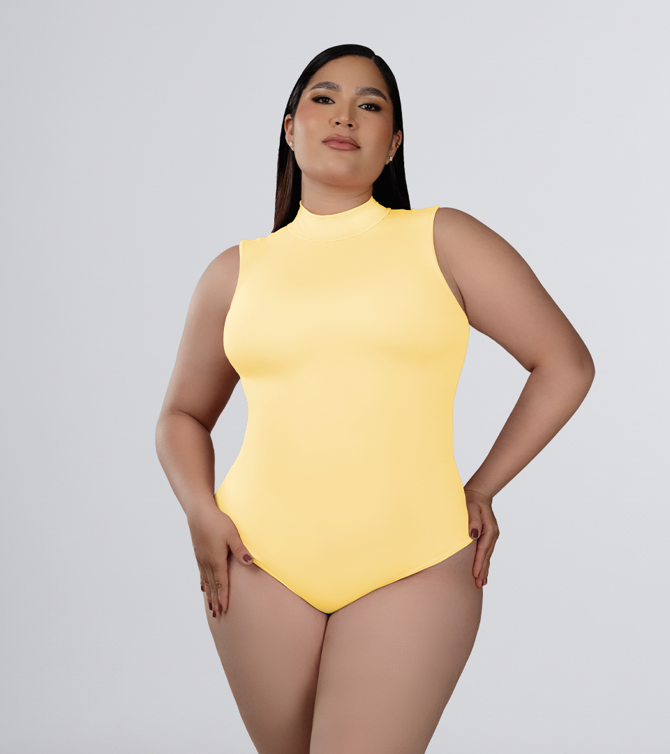 Body Control Espalda Cruzada Con Cuello Banana ⭐ Pluss