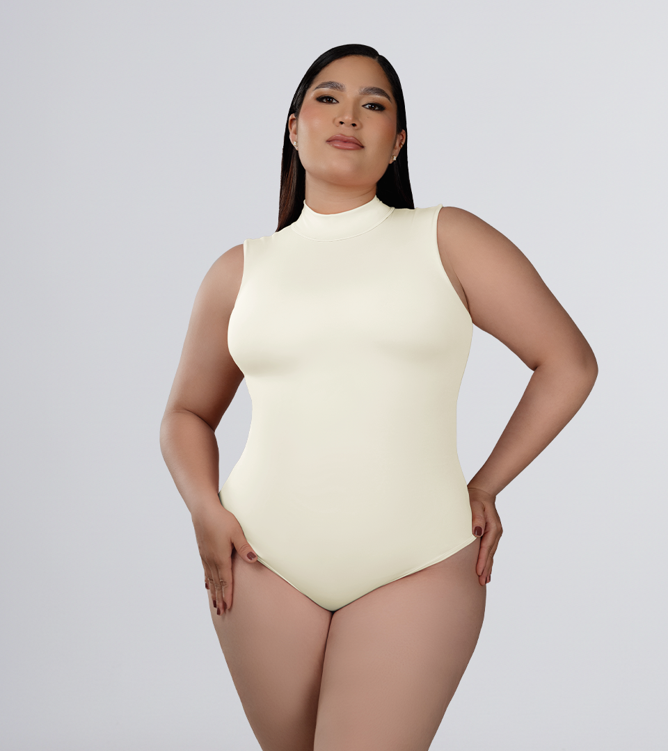Body Control Espalda Cruzada Con Cuello Marfil ⭐ Pluss