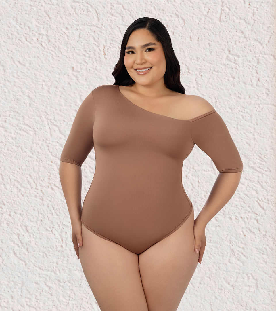 Body Control Asimetrico Manga 3/4 Moka ⭐ Pluss
