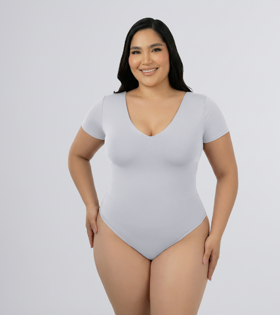 Body Control Basico Mng Corta y Cuello en V Gris ⭐ Pluss