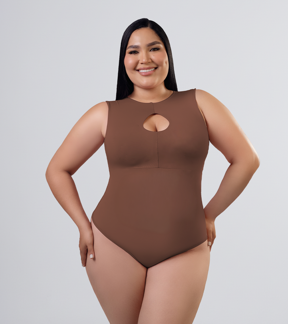 Body Control Escote Frontal Marron ⭐ Pluss