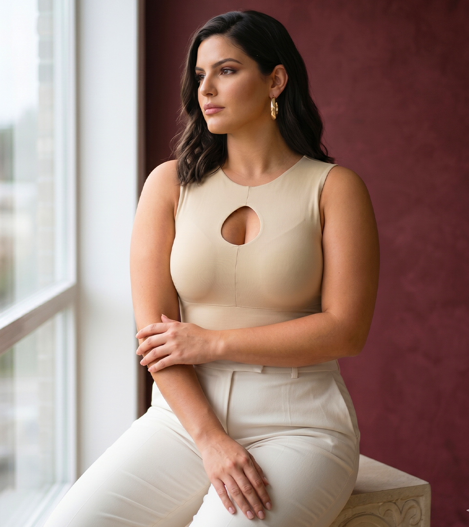 Body Control Escote Frontal Beige ⭐ Pluss